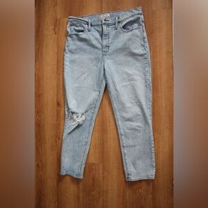 Madewell jeans size 32. The perfect vintage crop Jean light wash